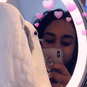 Meet your Posher, April